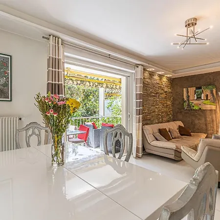 Very Nice With Terrace, Garage - Happy